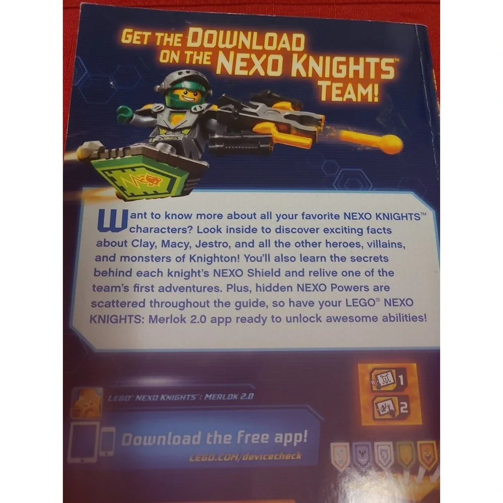 NEXO Knights Handbook (LEGO‎ NEXO Knights) Tracy West Scholastic